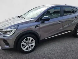 Usado 2021 Renault Captur Intens SUV | 15.240 € (Precio justo)
