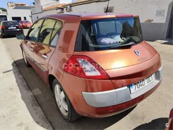 Granate Usado 2004 Renault Mégane II Dynamique Berlina | 1500 € (Super precio)