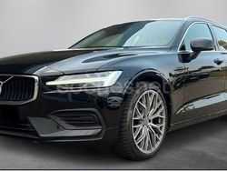 Negro Usado 2020 Volvo V60 Momentum Familiar | 28.900 € (Un poco caro)