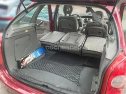 Granate Usado 2004 Citroën Xsara Picasso Exclusive Monovolumen | 2500 € (Precio justo)