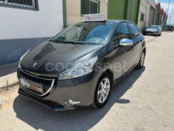 Gris / plata Usado 2015 Peugeot 208 Style Utilitario | 6999 € (Un poco caro)