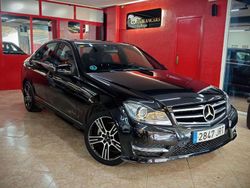 Negro Usado 2013 Mercedes C180 Avantgarde Edition Berlina | 12.400 €