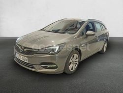 Gris / plata Usado 2021 Opel Astra Business Familiar | 12.500 € (Caro)