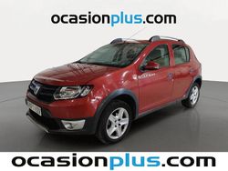 Rojo Usado 2014 Dacia Sandero Stepway SUV | 7990 € (Precio justo)