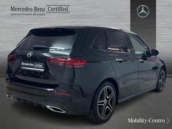 Nachtschwarz unilack Usado 2023 Mercedes B200 AMG line Monovolumen | 29.900 € (Precio justo)