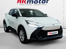 Usado 2024 Toyota C-HR Active SUV | 27.290 € (Buen precio)