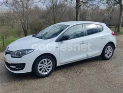 Blanco Usado 2014 Renault Mégane III LIMITED Berlina | 9750 € (Precio justo)