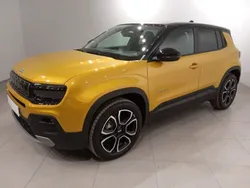Amarillo Usado 2023 Jeep Avenger EV Summit SUV | 36.400 € (Caro)