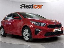 Granate Usado 2020 Kia Ceed Berlina | 13.490 € (Super precio)