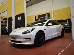 Blanco Usado 2021 Tesla Model 3 Long Range Berlina | 32.990 € (Precio justo)