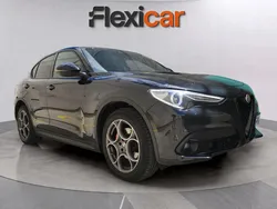 Negro Usado 2022 Alfa Romeo Stelvio Sprint SUV | 28.990 € (Precio justo)