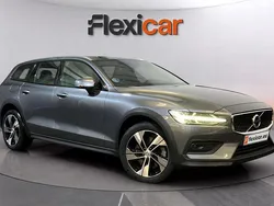 Blanco Usado 2021 Volvo V60 CC Familiar | 28.790 €