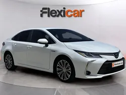 Blanco Usado 2021 Toyota Corolla Active Berlina | 19.490 € (Precio justo)