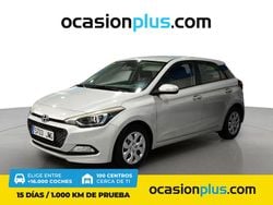 Gris plata Usado 2016 Hyundai i20 Utilitario | 8300 € (Precio justo)