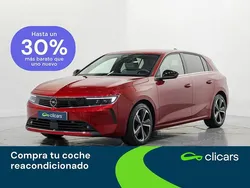 Rojo Usado 2023 Opel Astra Elegance Berlina | 16.990 € (Precio justo)