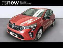Rojo Nuevo 2025 Renault Clio V Evolution Utilitario | 18.780 €