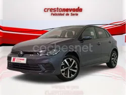 Gris / plata Usado 2024 VW Polo Berlina | 21.400 € (Un poco caro)