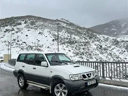 Blanco Usado 2004 Nissan Terrano Comfort SUV | 8000 € (Un poco caro)