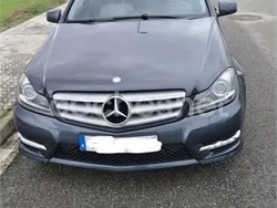 Gris / plata Usado 2012 Mercedes C220 Avantgarde Familiar | 8700 € (Buen precio)