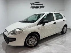 Blanco Usado 2012 Fiat Punto Easy Utilitario | 5290 € (Precio justo)