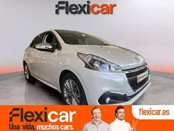 Blanco Usado 2018 Peugeot 208 Signature Sky Utilitario | 8890 € (Precio justo)