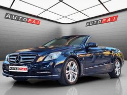 Azul Usado 2012 Mercedes E200 Elegance Berlina | 18.900 €