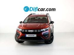 Rojo Usado 2023 Dacia Jogger Extreme Monovolumen | 21.990 € (Un poco caro)