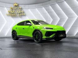 Verde Usado 2023 Lamborghini Urus SUV | 380.000 €