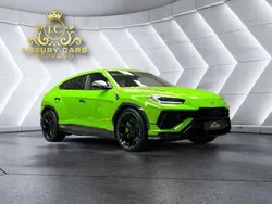 Verde Usado 2023 Lamborghini Urus SUV | 380.000 €