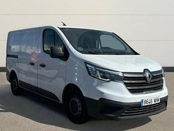 Blanco Usado 2023 Renault Trafic Van | 21.480 € (Precio justo)