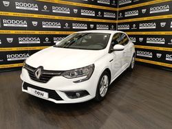 Blanco Usado 2019 Renault Mégane IV Business Berlina | 15.900 € (Caro)