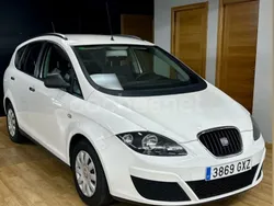 Blanco Usado 2010 Seat Altea XL Monovolumen | 3999 € (Precio justo)