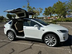 Eléctrico Usado 2017 Tesla Model X SUV | 36.000 € (Un poco caro)