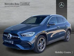 Denim blue metallic paint Usado 2022 Mercedes GLA250 AMG line SUV | 40.900 €