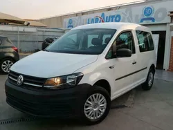 Blanco negro Usado 2018 VW Caddy Trendline Monovolumen | 17.900 € (Precio justo)