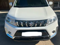 Blanco Usado 2019 Suzuki Vitara SUV | 9900 €