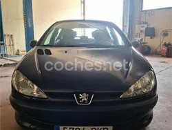 Negro Usado 2005 Peugeot 206 Berlina | 1800 € (Buen precio)