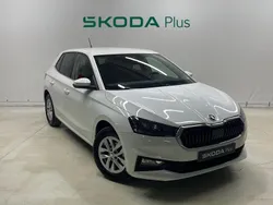 Blanco Usado 2024 Skoda Fabia Selection Berlina | 16.900 € (Un poco caro)