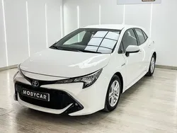 Blanco Usado 2021 Toyota Corolla Active Berlina | 20.595 € (Precio justo)