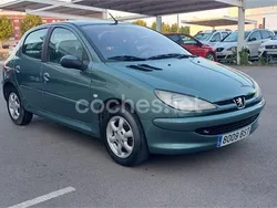 Verde Usado 2002 Peugeot 206 Berlina | 2500 € (Un poco caro)