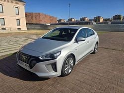 Gris / plata Usado 2018 Hyundai Ioniq Style Utilitario | 11.490 € (Un poco caro)