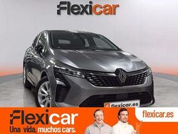 Gris Usado 2025 Renault Clio V Evolution Berlina | 19.490 € (Un poco caro)