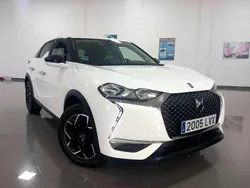 Blanco Usado 2022 DS Automobiles DS3 Crossback So Chic SUV | 16.900 € (Precio justo)