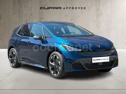 Azul Nuevo 2025 Cupra Born e-Boost Utilitario | 31.700 € (Precio justo)