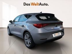 Gris plata Usado 2024 Seat Leon Style | 22.900 € (Buen precio)