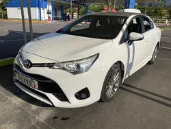 Blanco Usado 2017 Toyota Avensis Advance Berlina | 9495 € (Buen precio)