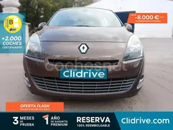 Marrón Usado 2011 Renault Scénic III Dynamique Monovolumen | 6490 € (Precio justo)