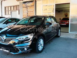 Negro Usado 2022 Renault Mégane IV Equilibre Berlina | 16.990 € (Precio justo)