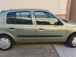Verde Usado 2003 Renault Clio II Expression Berlina | 2000 € (Buen precio)