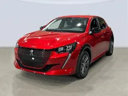 Rojo elixir Usado 2023 Peugeot e-208 Allure Utilitario | 24.500 € (Precio justo)